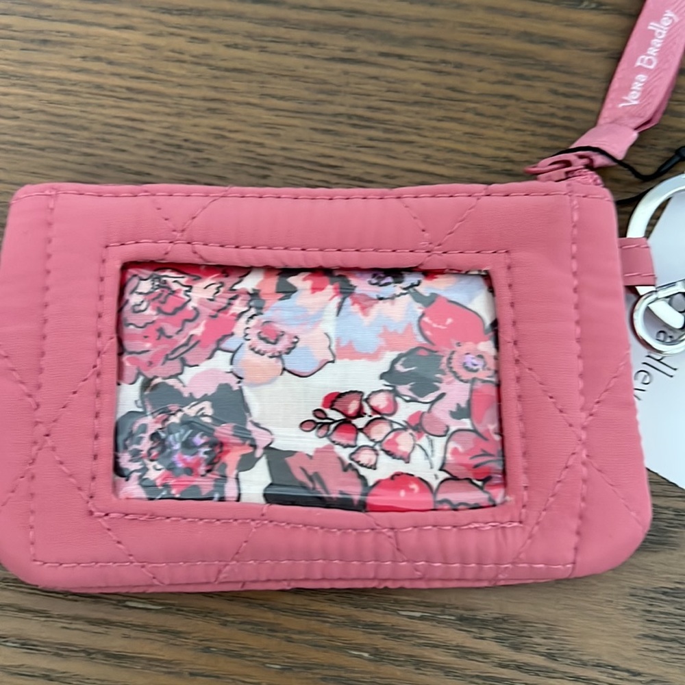 NEW Vera Bradley Ultralight Zip ID Lanyard Strawberry Ice - Picture 6 of 9